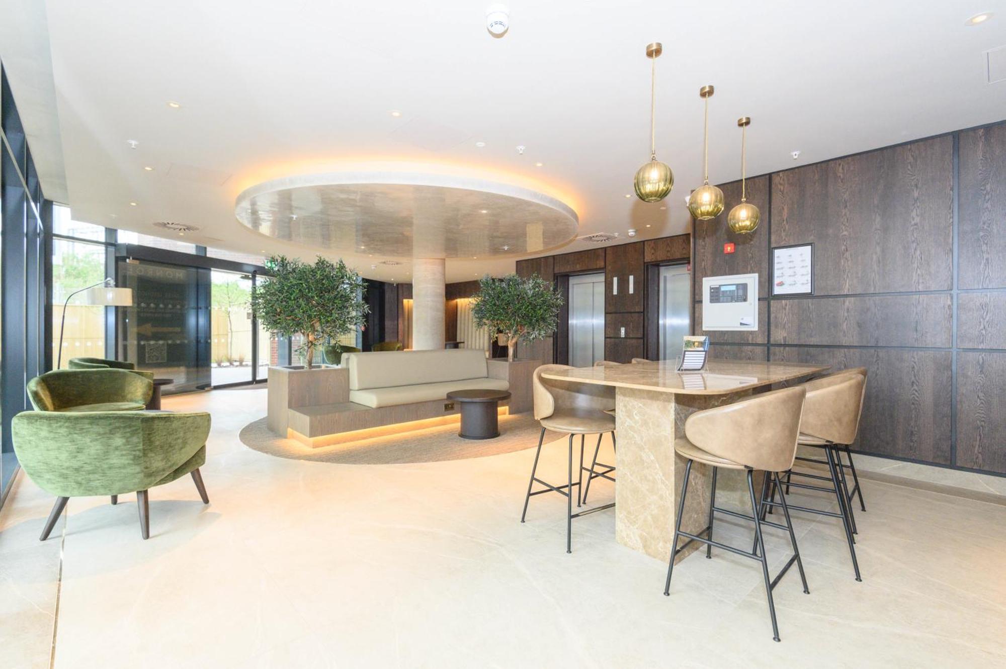 Superior 1 Bed Apartment By Leeds Train Staiton Exterior photo